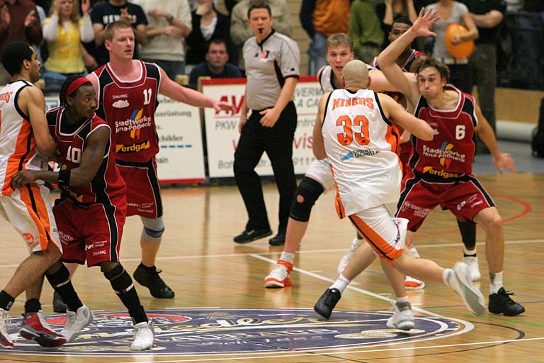 Basketball 2. Liga: BV Chemnitz 99 - POM Jena